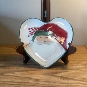 Hand Crafted Heart Santa Plate By‎ Verti